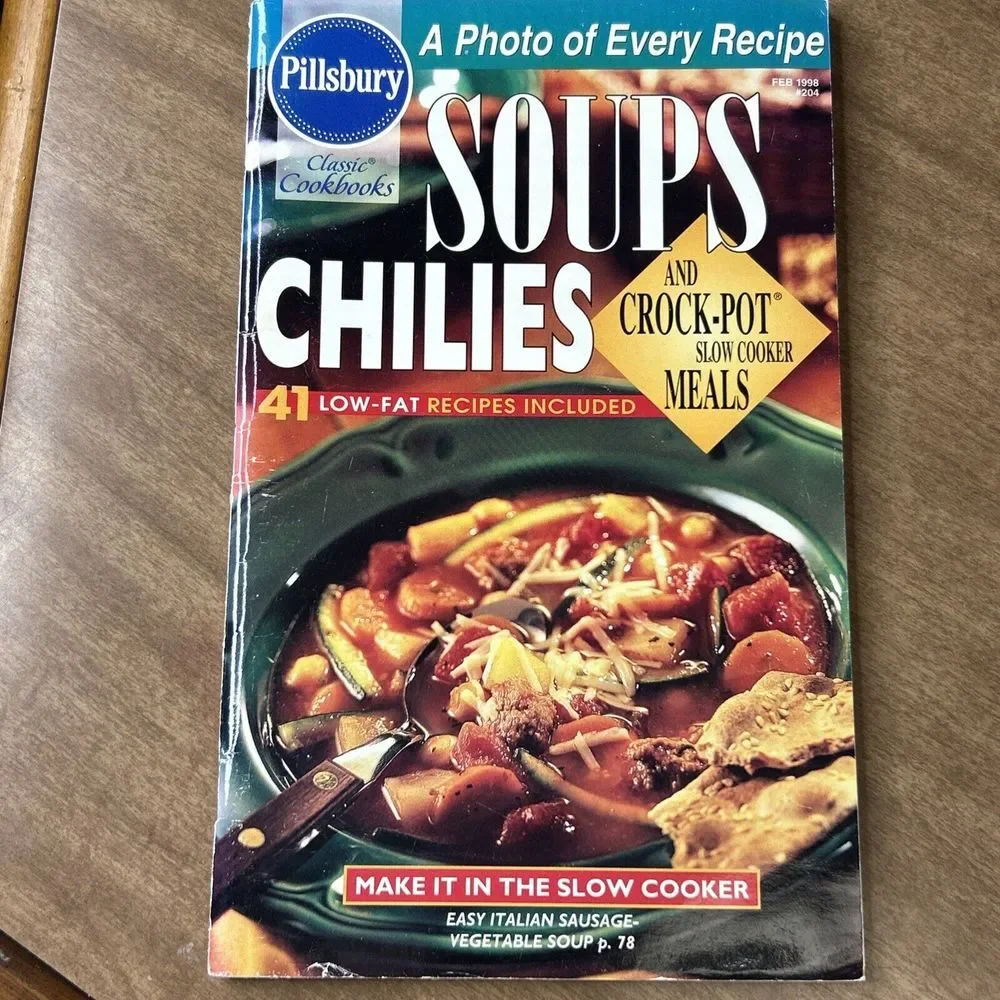 Set Of 5 Soups, Stews, And Chili Cookbooks‎